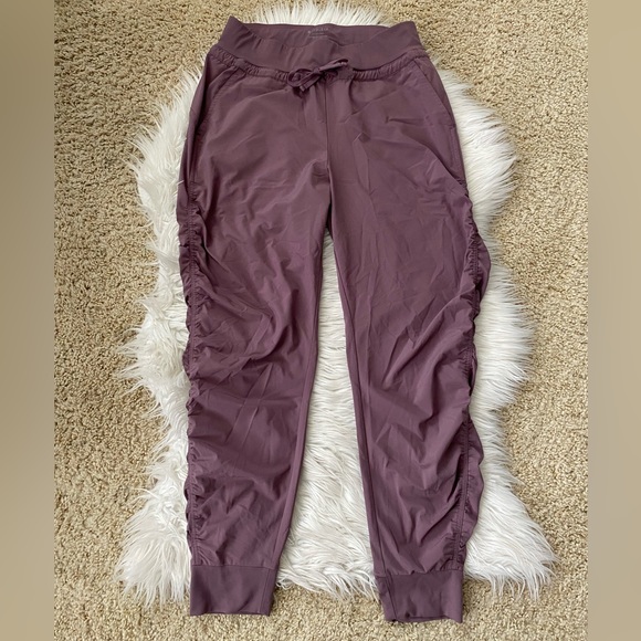 {Athleta} Attitude Jogger Pant in Volcanic Violet - Women's 2 - Picture 2 of 10